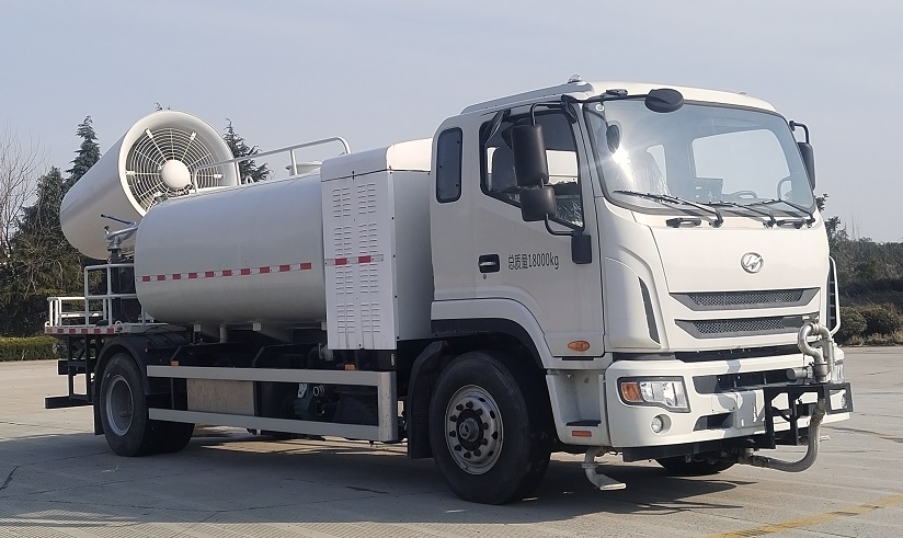 海格牌KLQ5180TDYBEV纯电动多功能抑尘车