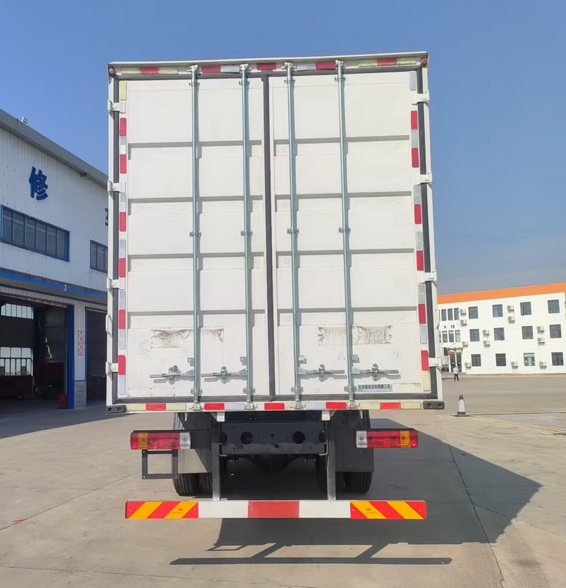 乘龍牌LZ5250XXYM3CC1廂式貨車公告圖片