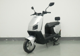 电动两轮摩托车