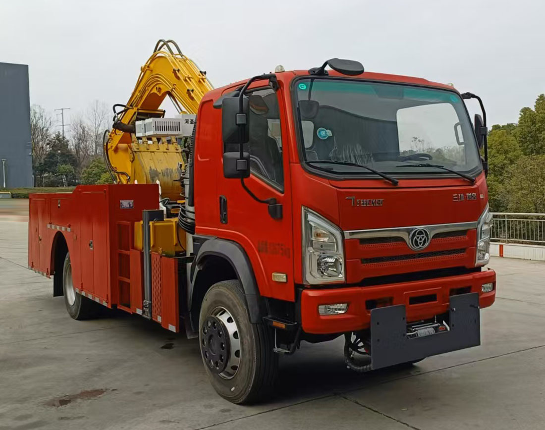程力威牌CLW5130TYHAGC路面养护车