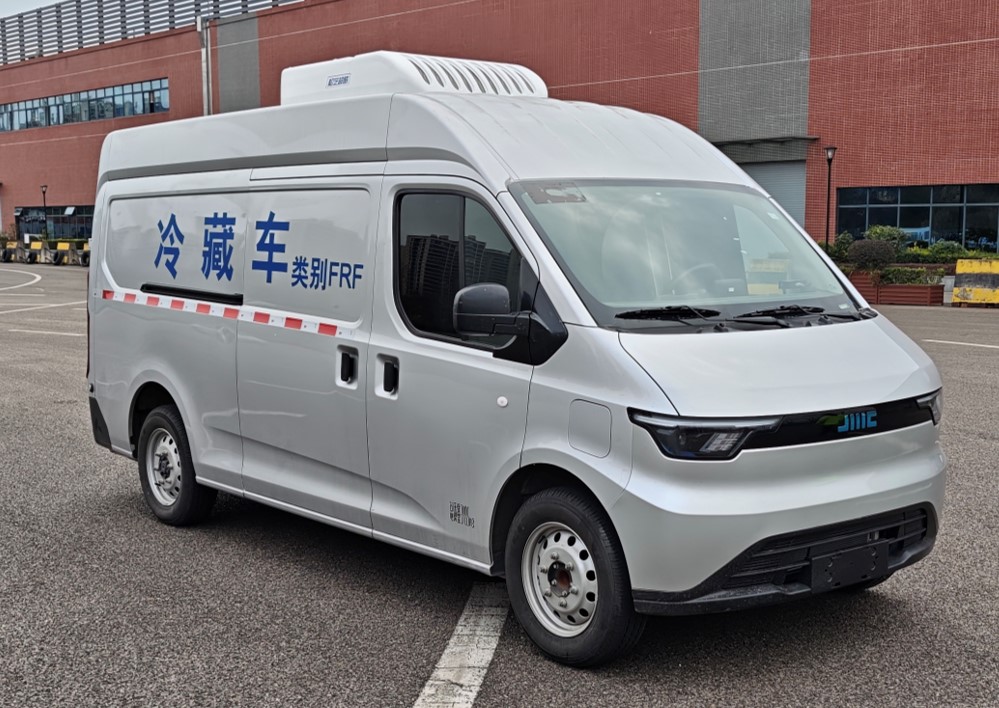 JX5031XLCTGBBEV型纯电动冷藏车图片