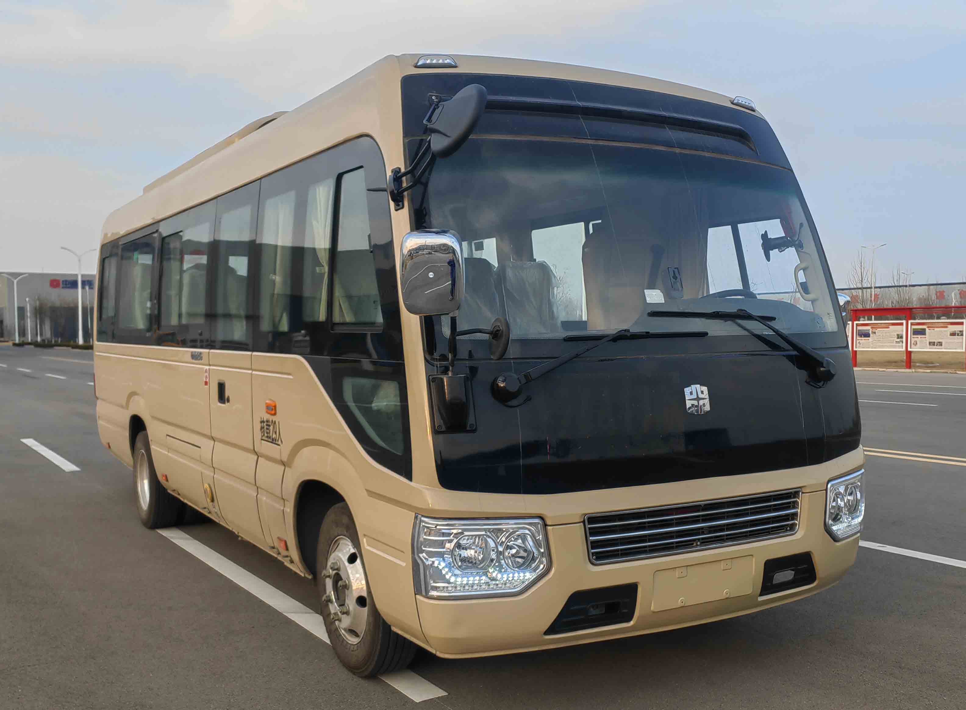 中通牌7.2米24-29座纯电动客车(LCK6729EVA16A)