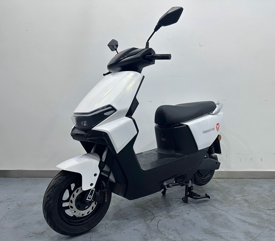 电动两轮轻便摩托车
