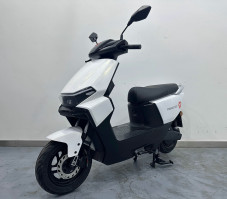 电动两轮轻便摩托车