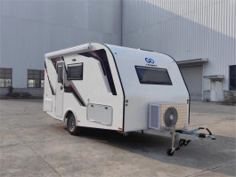 中置轴旅居挂车