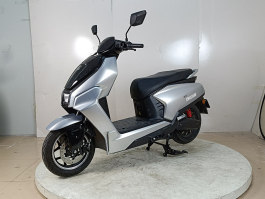 电动两轮摩托车
