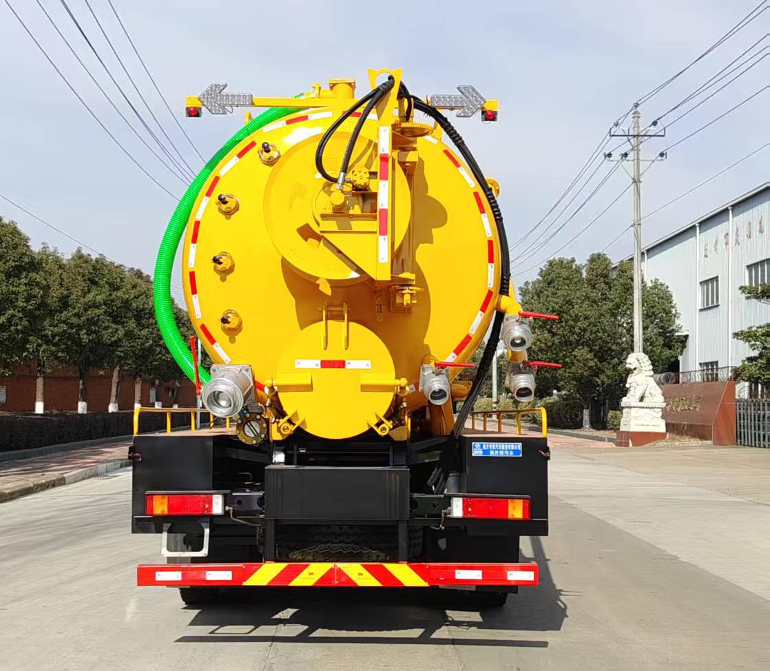 程力威牌CLW5251GQWAHA清洗吸污车公告图片
