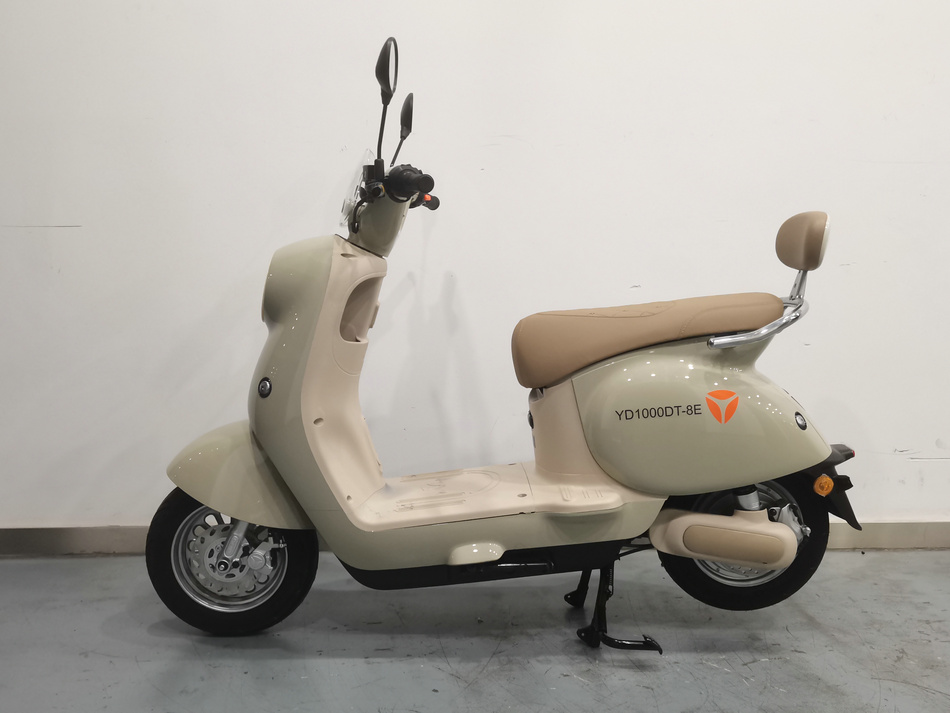 YD1000DT-8E 雅迪牌纯电动前盘式后盘式/鼓式电动两轮摩托车图片