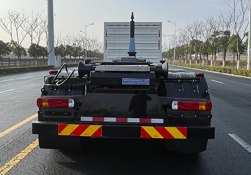 樂潔牌JLL5310ZXXZZBEV純電動車廂可卸式垃圾車公告圖片