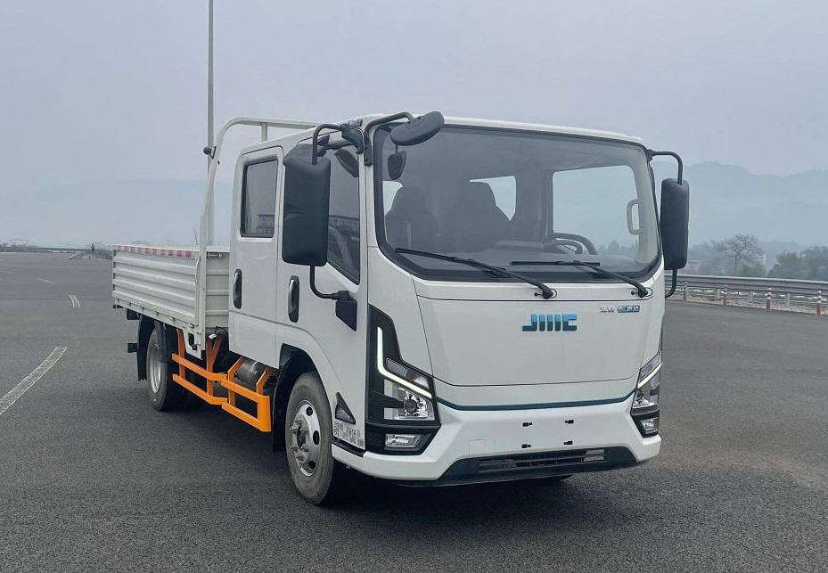 JX1044TSGB2BEV 江铃牌227马力单桥纯电动3.2米纯电动栏板式货车图片