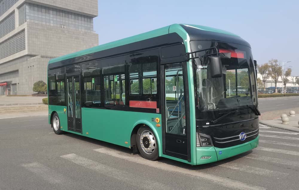 安凯牌8.5米15-27座纯电动低地板城市客车(HFF6852EEV21)