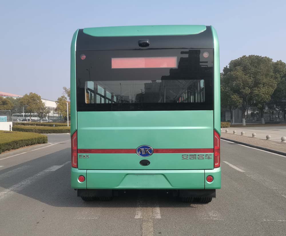 纯电动低地板城市客车图片