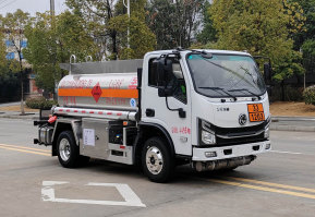 加油车