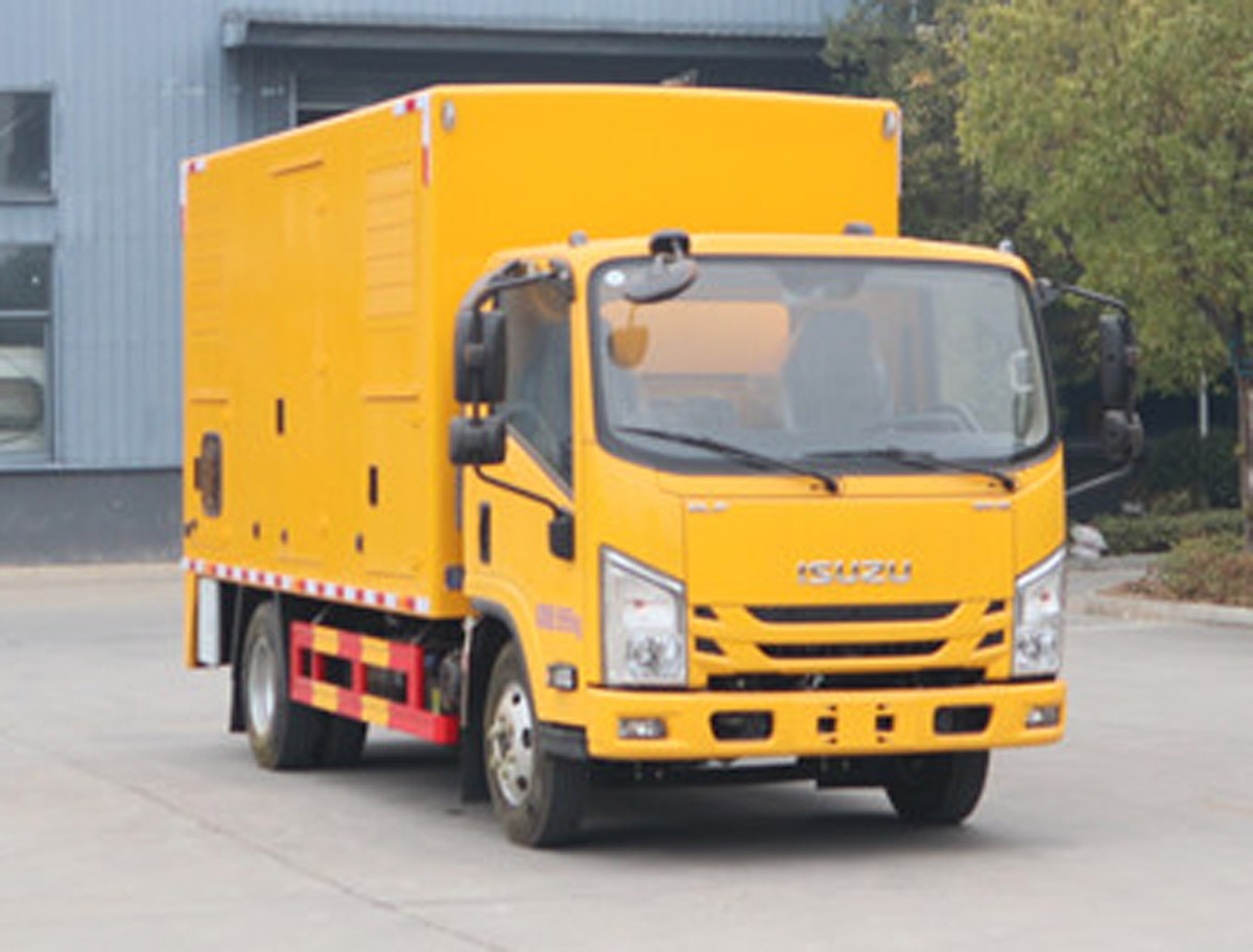 程力威牌CLW5060XDYADR电源车