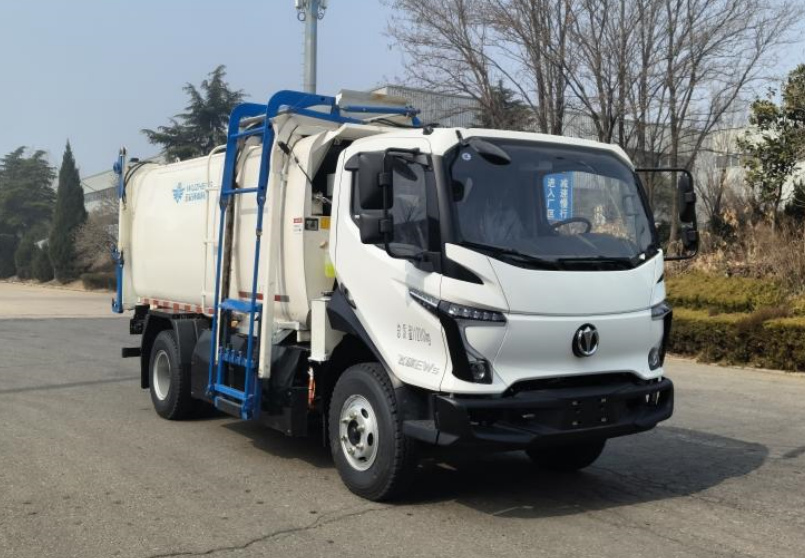 五征牌WZK5110ZZZW68BEV纯电动自装卸式垃圾车