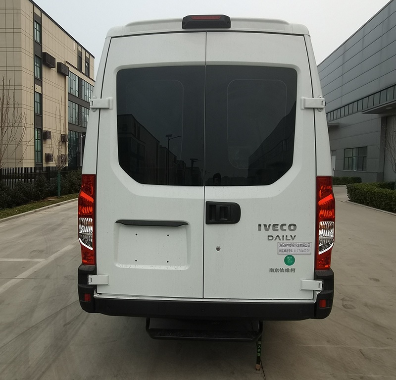 朗宸牌LLC5040TSY宿营车公告图片