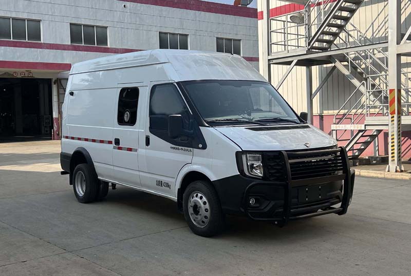 华东牌CSZ5042XYC-AMB运钞车