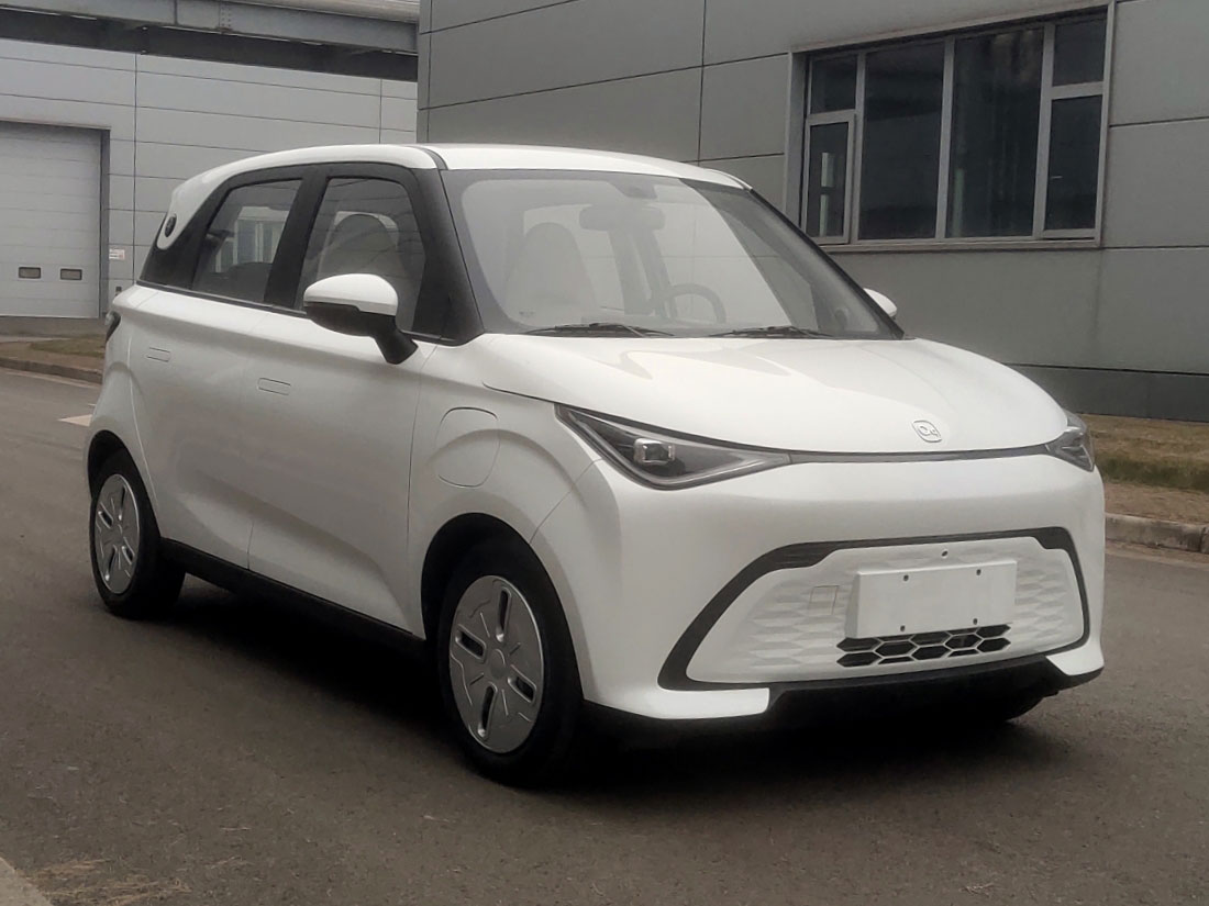 奇瑞牌NEQ7000BEVHH12B型纯电动轿车