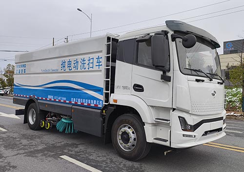 斯威谱牌NYX5180TXSBEV纯电动洗扫车