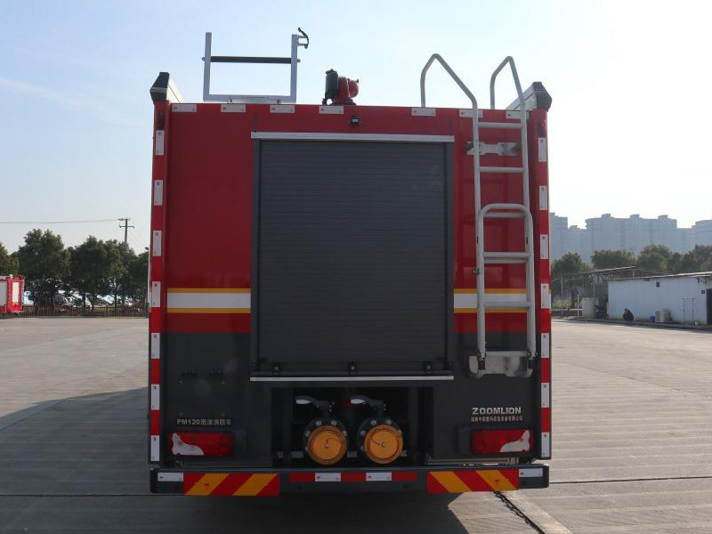 中联牌ZLF5291GXFPM120泡沫消防车公告图片