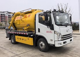 清洗吸污车