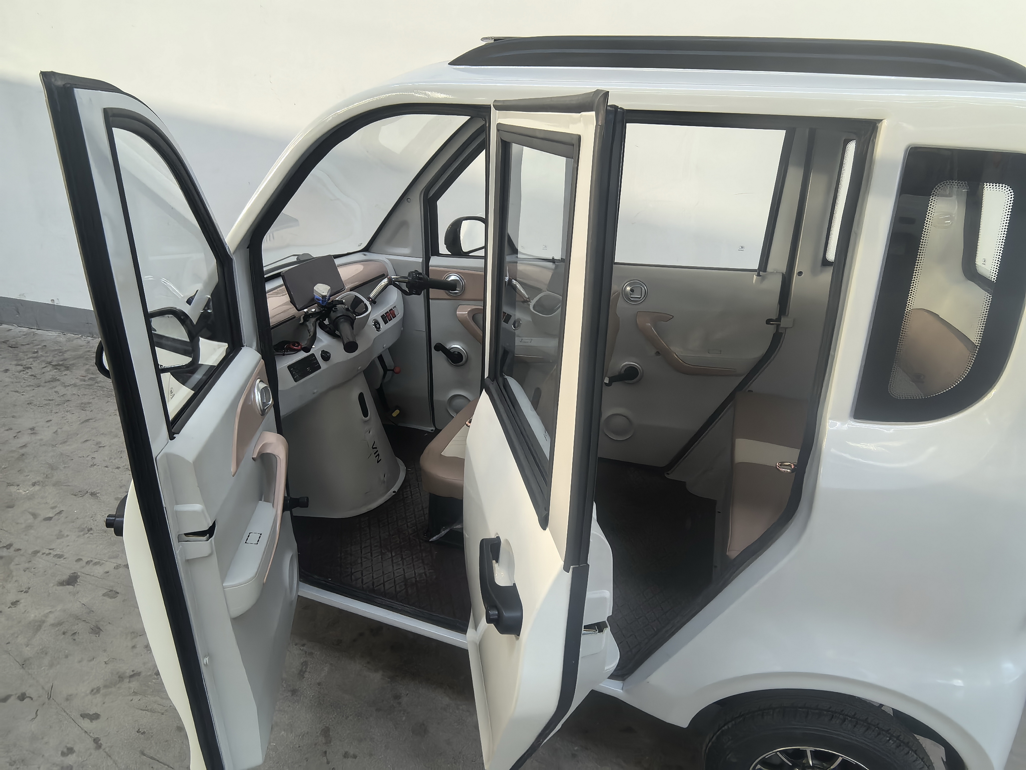 ND1200DZK-7A 牛电牌纯电动前盘式后盘式电动正三轮摩托车图片