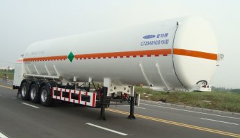 低温液体运输半挂车