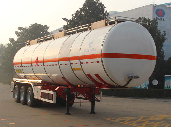 开乐牌11.9米32.3吨3轴易燃液体罐式运输半挂车(AKL9400GRYB)