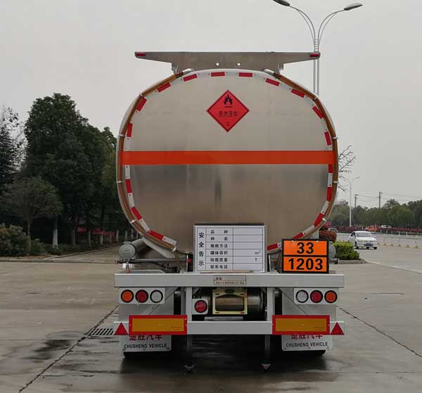 楚胜牌CSC9404GYYLE铝合金运油半挂车公告图片