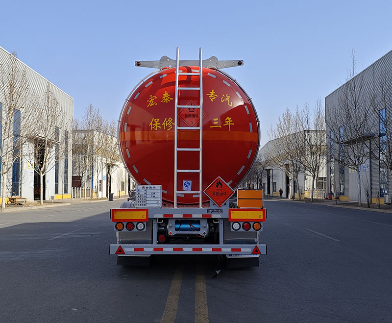 正康宏泰牌HHT9405GRYD铝合金易燃液体罐式运输半挂车公告图片