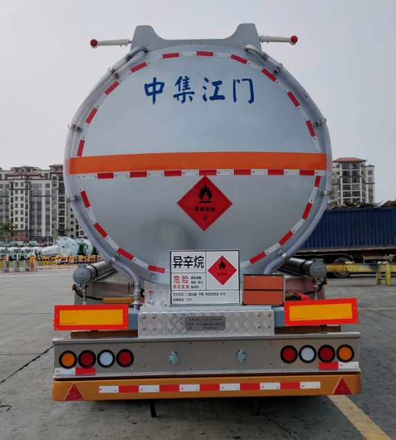 中集牌ZJV9408GRYJM铝合金易燃液体罐式运输半挂车公告图片