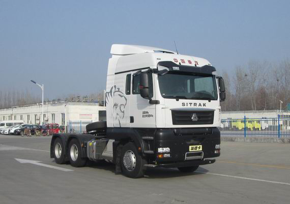 汕德卡牌 505马力 后双桥,后八轮 牵引汽车(ZZ4256V324HF1H)