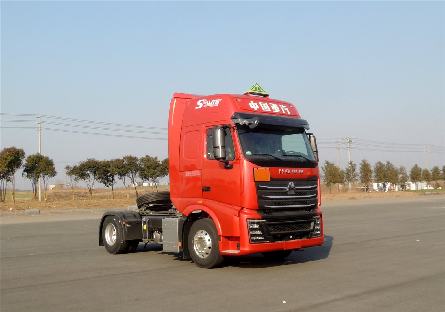 豪沃牌 505马力 危险品牵引车(ZZ4187V361HF1W)
