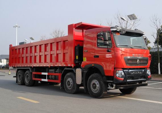 豪沃牌ZZ5317ZLJV466HF1自卸式垃圾车