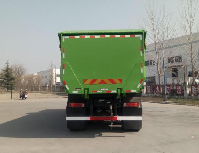 自卸式垃圾车图片