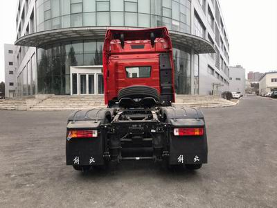 CA4250P66K25T2E6 解放牌564马力后双桥,后八轮柴油国六平头柴油半挂牵引汽车图片