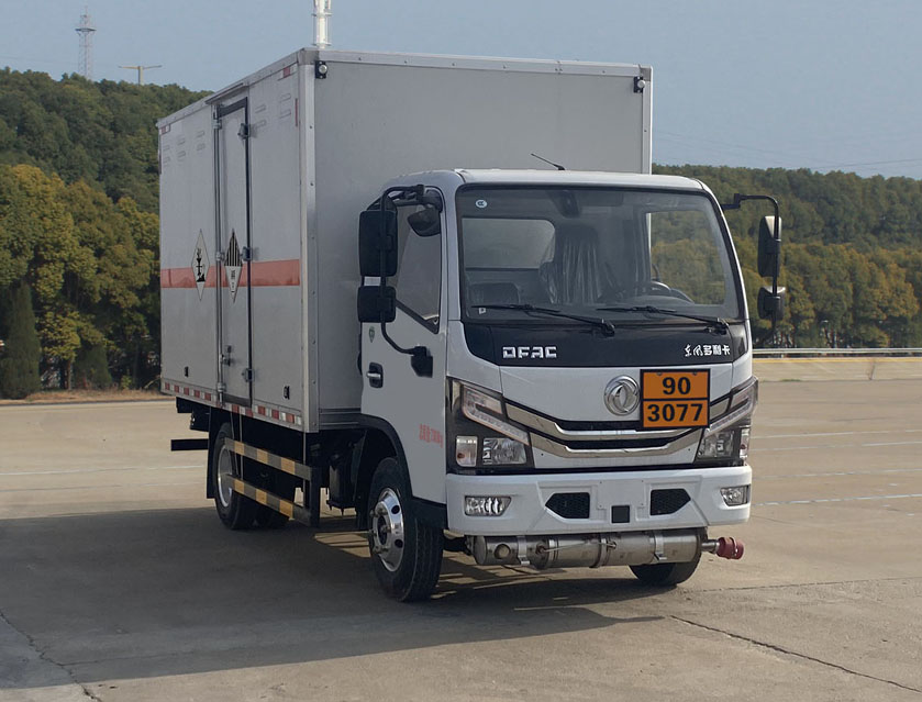 东风牌EQ5075XZW3CDFACWXP杂项危险物品厢式运输车