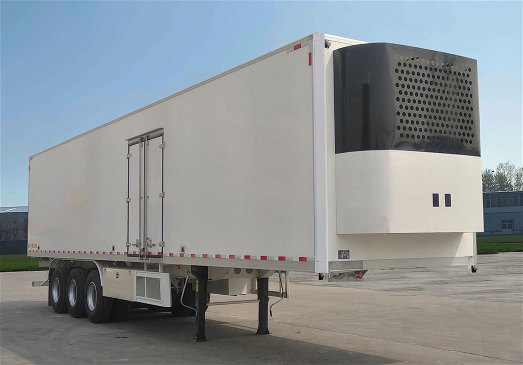梁山冰宇牌13.6米31.5吨3轴冷藏半挂车(TYL9400XLC)