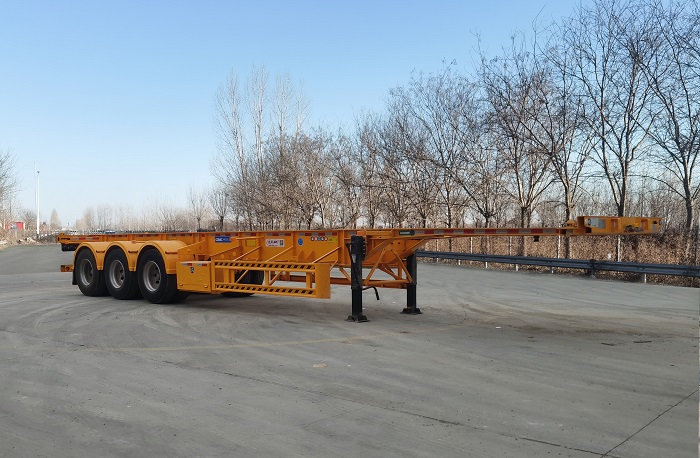 中集牌12.4米33.8吨3轴集装箱运输半挂车(ZJV9403TJZDYA)