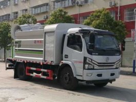 东风股份多利卡D7 CLW5120TDYE6多功能抑尘车