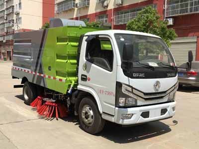 东风股份多利卡D6 CLW5071TSL6扫路车公告图片