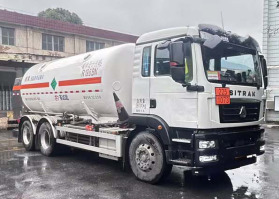 圣达因牌SDY5263GDYY低温液体运输车