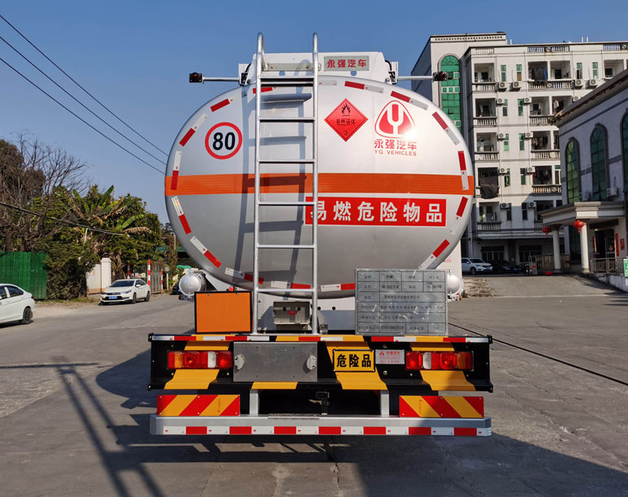 永強(qiáng)牌YQ5324GYYCTZ鋁合金運(yùn)油車公告圖片