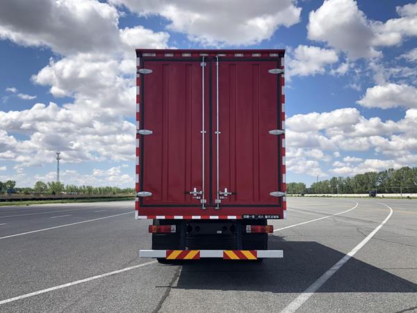 解放牌CA5180XXYP62K1L2A2E6Z廂式運輸車公告圖片