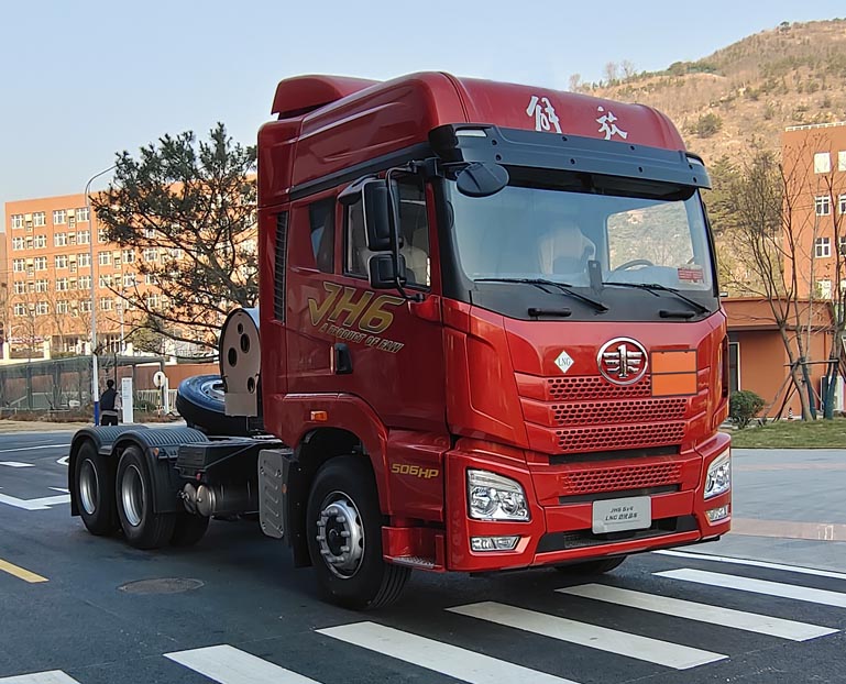 解放牌 460马力 危险品运输半挂牵引车(CA4255P25K2T1NE6A80)
