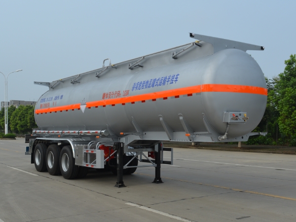 欧曼牌11米32.2吨3轴杂项危险物品罐式运输半挂车(HFV9400GZW)