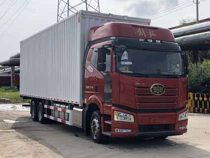 解放牌CA5250XYKP66K24L6T1E6翼开启厢式车