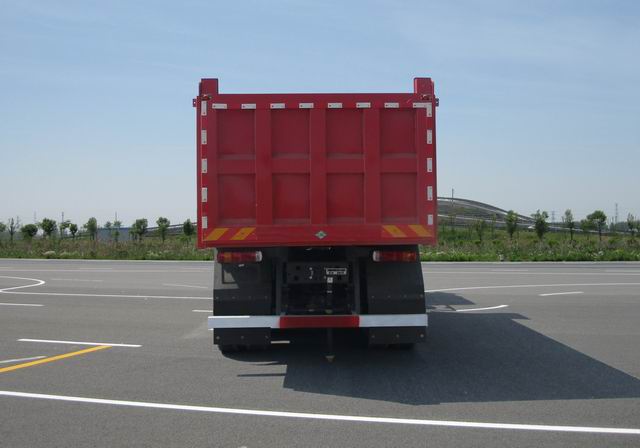 ZZ3317V286GF1L 豪沃牌445马力前四后八LNG6.2米国六自卸汽车图片