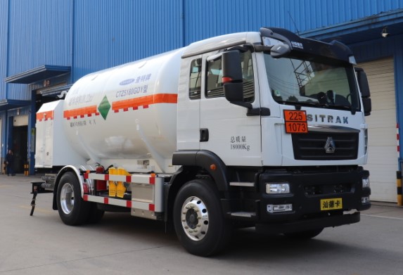 查特牌CTZ5180GDY低温液体运输车