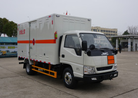 江铃江特牌JMT5040XRYXG26易燃液体厢式运输车